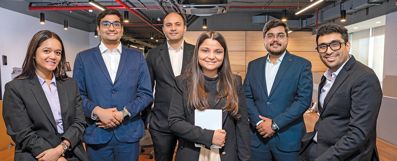 Group photo of young AGEL professionals