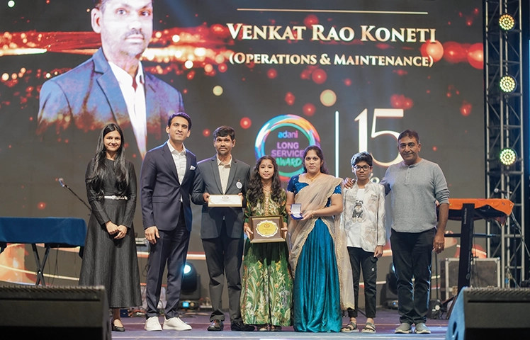 Long Service Award (Venkat Rao Koneti, OandM)